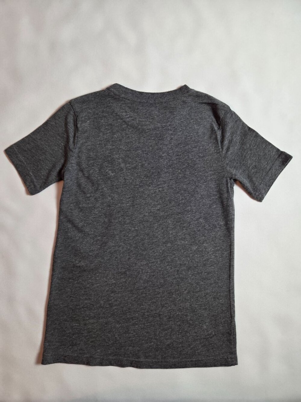Puma Boys Shadow Graphic T-Shirt( size 7)- Heather Gray - Picture 2 of 3